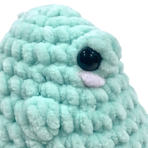 Amigurumi Kawaii Cheeky Frog Hand/Homemade Plushie in Seafoam Green NWOT - Picture 3 of 10